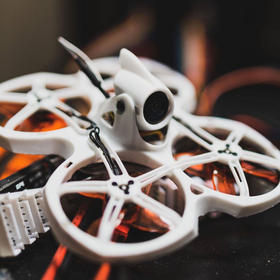 Emax Tinyhawk II 2 RTF FPV Rac - Drone Power Bank recensie en prijs